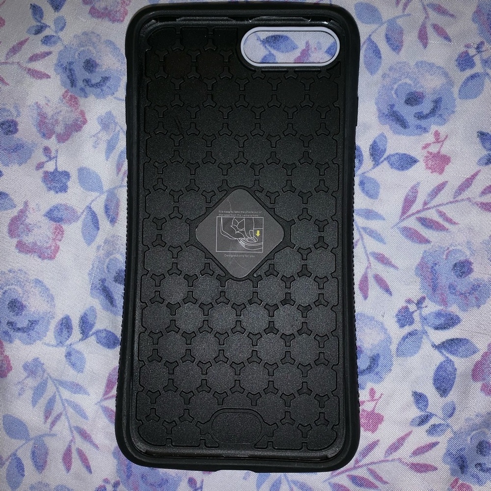 iPhone 8 Plus case - Picture 2 of 2